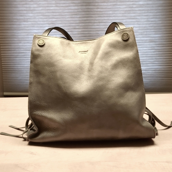 Old Trend Daisy Tote in Grey - Picture 2 of 14